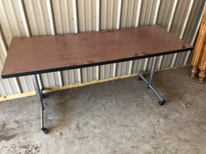 12694 - 5 Rolling Table