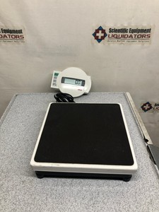86512 - Seca 882 Digital Body Mass Index Scale