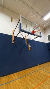 PORTER, WALL MOUNT HOOP WITH WINCH MECHANISM AND PORTER ULTRA FLEX RIM