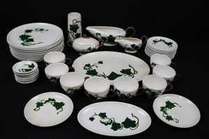 Green Ivy Pattern Ceramic Tableware Mixed Lot