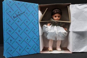 Vintage Madame Alexander Hansel #453 Doll in Original Box 7H