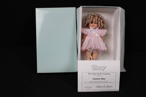 Ginny Country Miss 7.5 Collectible Doll #10SL097