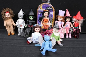 Madame Alexander Vintage Dolls and Barbie (Lot of 10) 5H