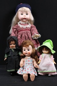 Vintage-Style Doll Collection - Assorted Outfits (Lot of 4)