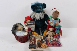 Teddy Bears, Mice, Dolls & Friendly Felines