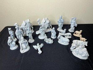  two lot number 10s made one 10A  Assorted Misc VTG Nativity Figurines
