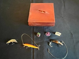 Mixed Lot - Fishing Lures, Ford Mustang & Beaded Collectibles