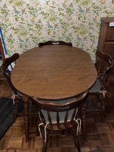 Dining Table & Chairs - Vintage Spindle-Back 5-Piece Set