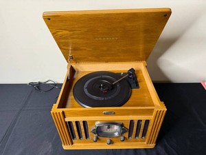 Vintage Radio Phonograph - Crosley AMFM Turntable Console