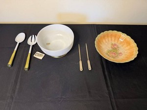 Vintage Servingware Mixed Lot - Colony Bowls & Utensils