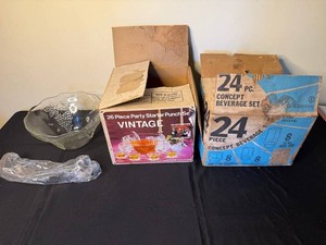 Vintage Glassware Mixed Lot - Anchor Hocking Punch Set & Concept Set