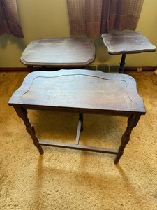 Occasional Tables - Wood 3-Piece Group With Turned Legs