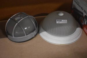 Light Fixtures