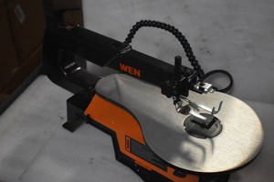 WEN 3923 16-Inch Variable Speed Scroll Saw with Easy-Access Blade Changes and Work Light Current price$159.72