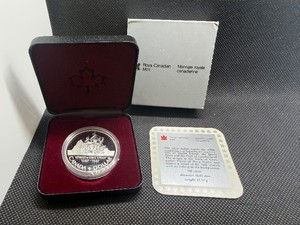 1987 Canada Dollar in Case