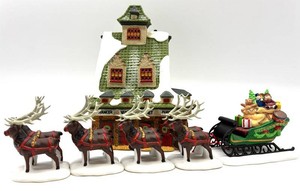 Department 56 North Pole Series Reindeer Barn & Sleigh Set