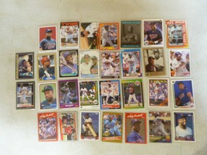 33 Minnesota Twins Kirby Puckett Trading Cards
