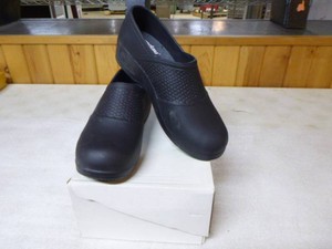 New Landau Womens Rubber Shoes