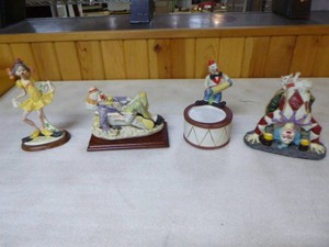 4 Clown Figurines