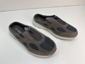 Womens 8M size