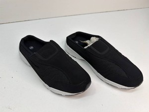 Womens 8M size
