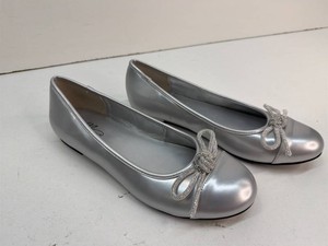 Womens 8.5 in size