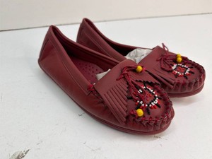 Womens 7 WW size