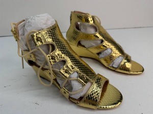 Womens 8M size