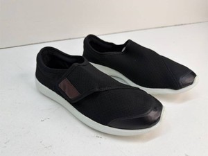 Womens 11 W size