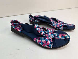 Womens 10m size