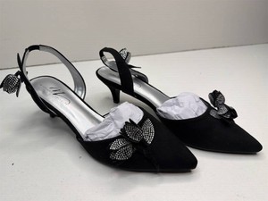 Womens 11 M size