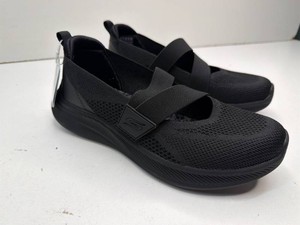Womens size 8