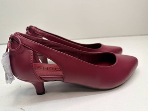 Womens 7.5 W size