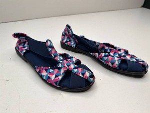 Womens 9M size