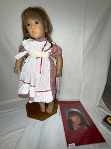 Annette Himstedt Neblina Collector Doll 199192 w Certificate & Stand
