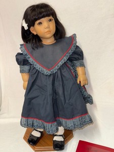 Annette Himstedt Shireem Doll 199192 with Certificate Original Outfit
