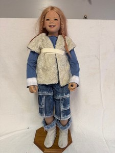 Annette Himstedt Tetti Vinyl Doll 119377 2007 w Outfit & Stand