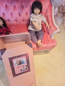 Annette Himstedt Makimura World Child Collection Doll 1147 w Box