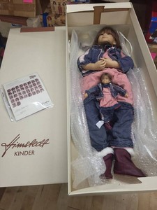 Annette Himstedt Kinder Club Puppe Fina & Kleine Fina Doll w COA & Box