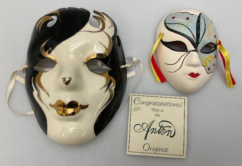 RELISTED DO TO NO PAYMENT&nbsp Vintage Collectible Mardi Gra Mask Wall Hangings Including Anton Original 7 And more 5