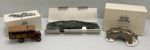 Collectible Department 56 The Heritage Village Collection Accessories Pieces In Original Boxes