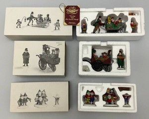 Collectible Department 56 Villlage Accessories Pieces In Original Boxes