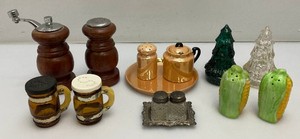 Misc. Vintage Collectible Salt & Pepper Shakers Sets