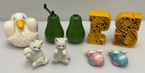 Misc. Vintage Collectible Salt & Pepper Shakers Sets