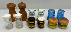 Misc. Vintage Collectible Salt & Pepper Shakers Sets