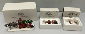 Collectible Department 56 The Heritage Village Collection Accessories In Original Boxes