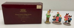 Collectible Department 56 The Heritage Village Collection Disney Parks Village Series Disney Parks Family In Original Boxes