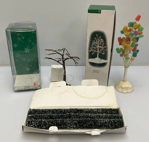 Collectible Department 56 Accessories In Original Boxes