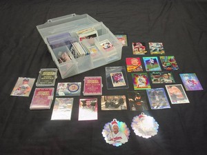 LARGE LOT OF ALL SPORTS COLLECTABLE CARDS