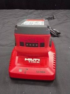 18 VOLT CHARGER AND BATTERY